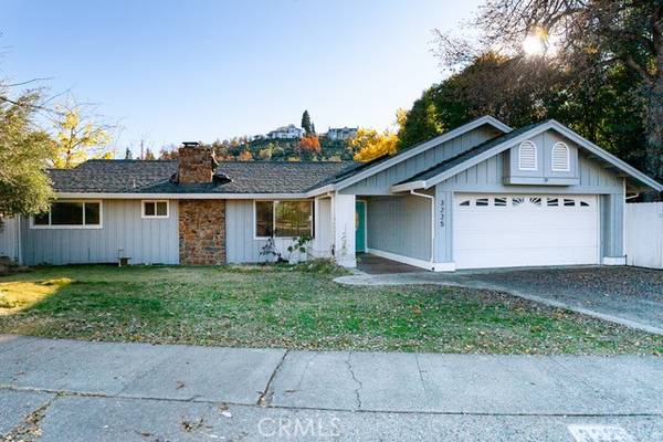 3225 Sunset Drive, Redding, CA 96001