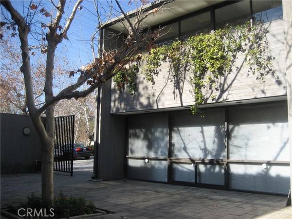 Los Angeles, CA 90041,930 Colorado Boulevard