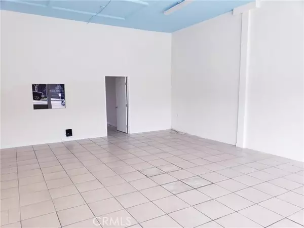 Los Angeles, CA 90008,4317 Crenshaw Boulevard