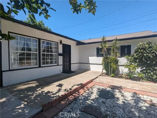 8242 Fenwick Street, Sunland (los Angeles), CA 91040