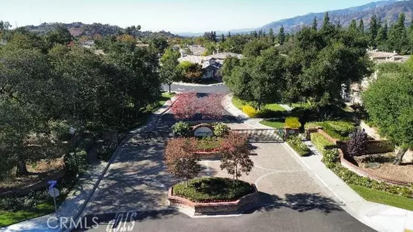 2225 Saratoga Lane, Glendora, CA 91741