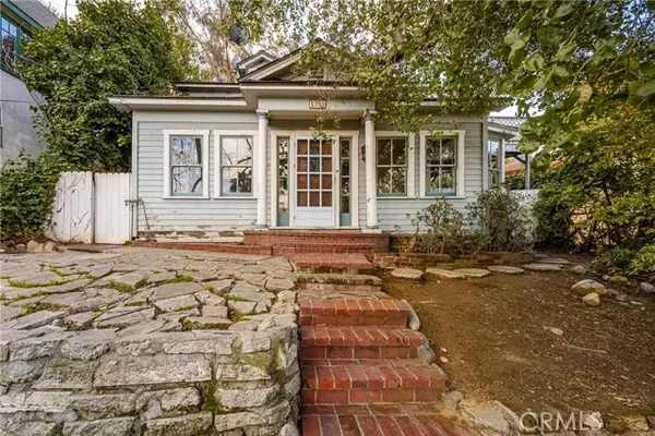 1205 Oak Hill Avenue, South Pasadena, CA 91030