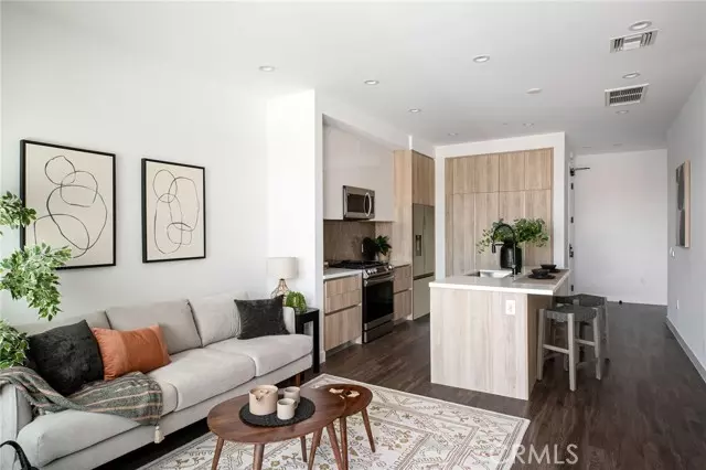 118 Astronaut Ellison S Onizuka Street #504, Los Angeles, CA 90012