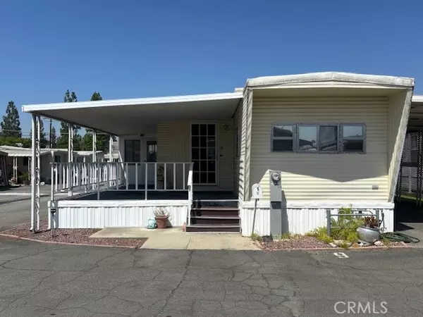 Duarte, CA 91010,1030 Bradbourne Avenue #9