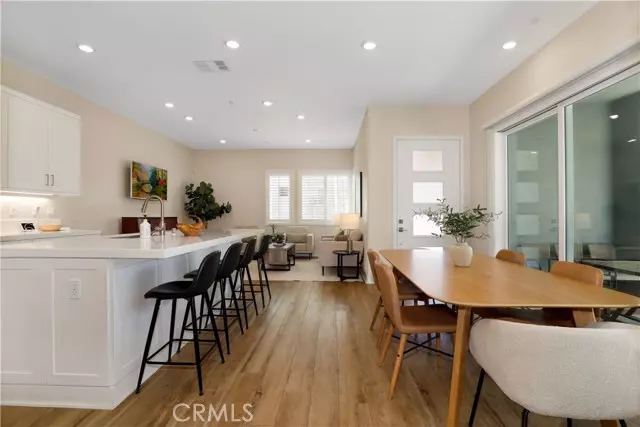 27512 Golden Currant Place, Valencia (santa Clarita), CA 91381