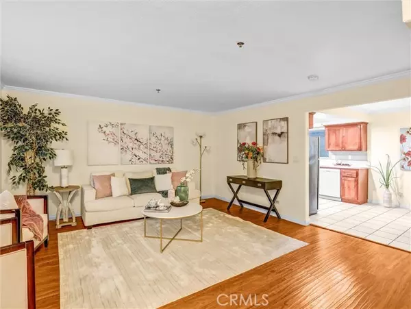 Alhambra, CA 91801,25 Palmetto Drive #E