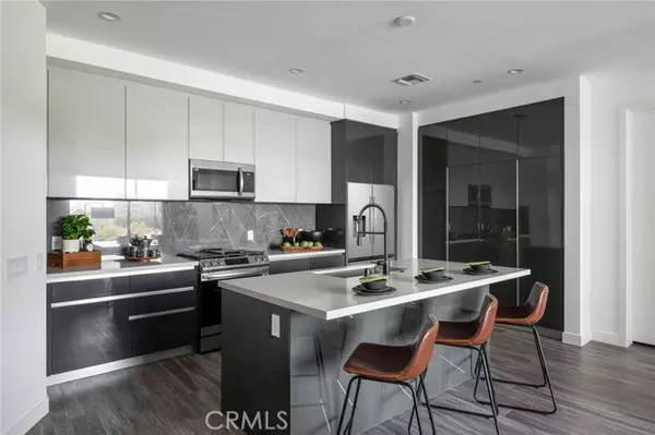 Los Angeles, CA 90012,118 Astronaut Ellison S Onizuka Street #306