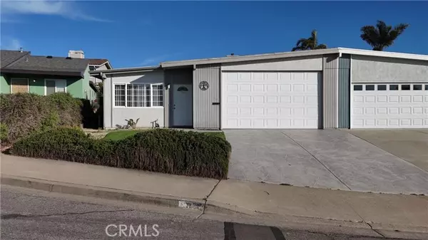 162 Rebecca Street, Grover Beach, CA 93433