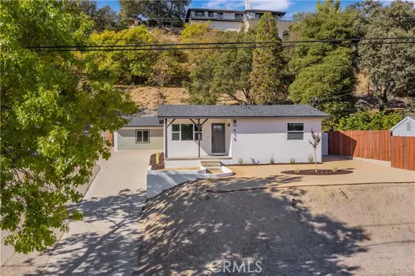 915 Olive Street, Paso Robles, CA 93446