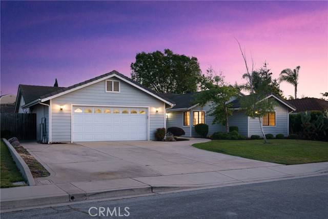 652 Independence Court, Santa Maria, CA 93455