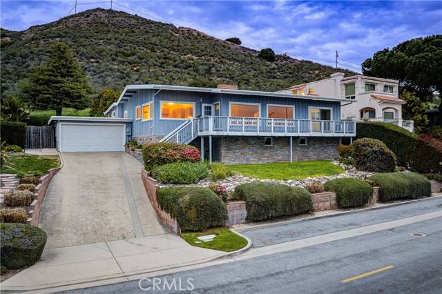 Pismo Beach, CA 93449,152 El Portal Drive
