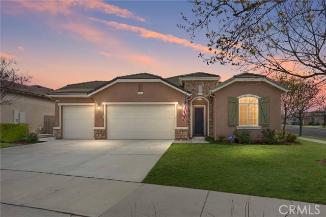 6207 Shelburne Drive, Bakersfield, CA 93306