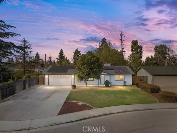 513 River Oaks Drive, Bakersfield, CA 93309