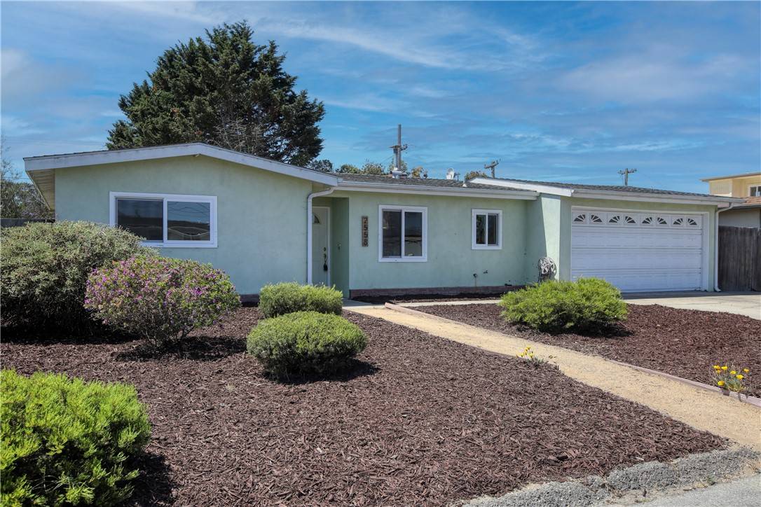 2558 Lancaster Drive, Arroyo Grande, CA 93420