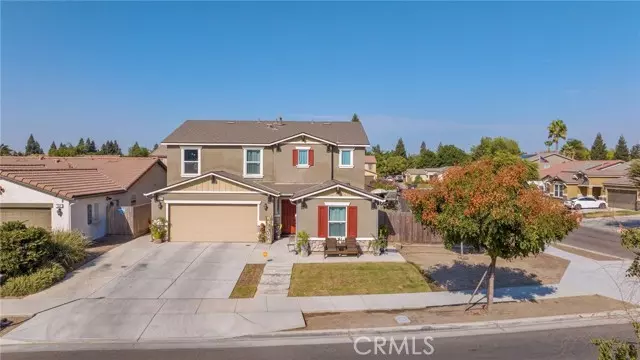 1649 N Comstock Court, Visalia, CA 93292
