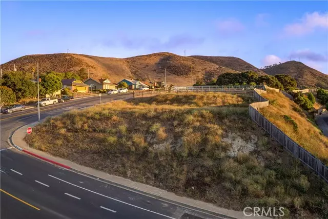 209 S 7th Street, Lompoc, CA 93436