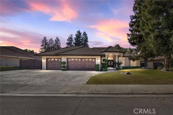 8909 Forest Oaks, Bakersfield, CA 93312