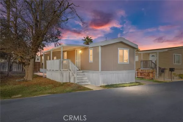 61 Cinnamon Lane, Bakersfield, CA 93308