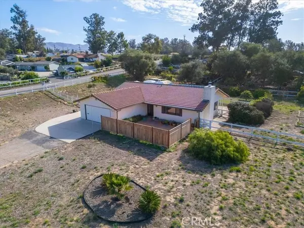 Nipomo, CA 93444,725 Monarch