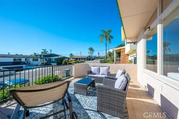 Pismo Beach, CA 93449,870 Visalia St