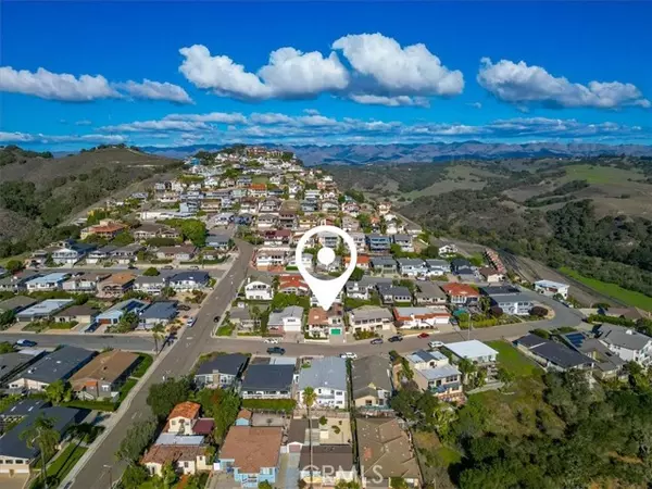 Pismo Beach, CA 93449,870 Visalia St