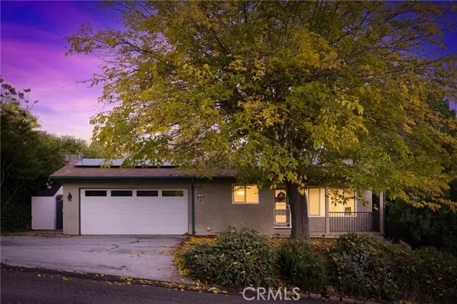 Paso Robles, CA 93446,102 Glencrest Lane
