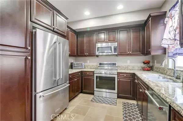 Chula Vista, CA 91913,1884 Aquamarine Court #11