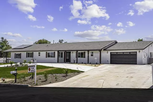 Ramona, CA 92065,652 Moonlight Way