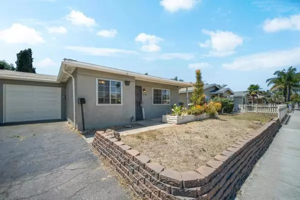 1745 E Grand Avenue, Escondido, CA 92027