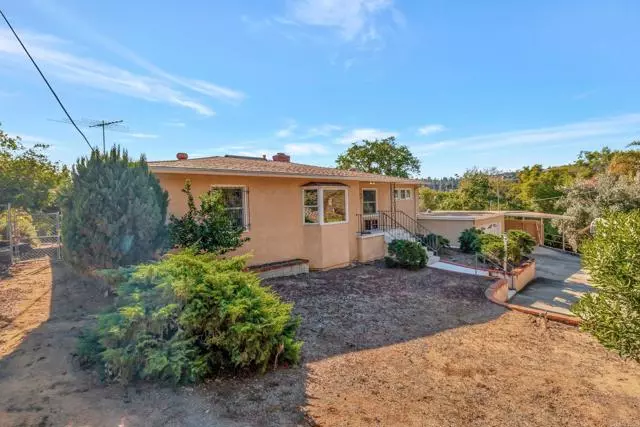 La Mesa, CA 91941,8767 Mariposa Street