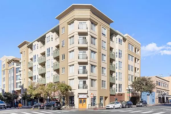 330 J Street Street #212, San Diego, CA 92101