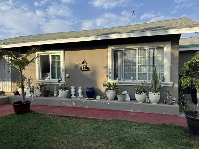 1857 S Lanoitan Avenue, National City, CA 91950