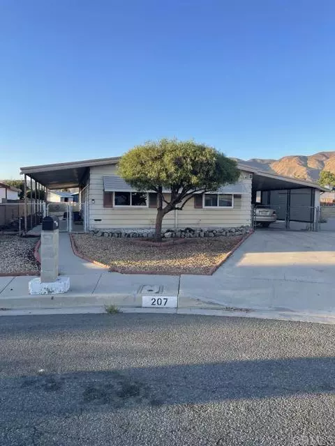 207 Flora Vista St., San Jacinto, CA 92582