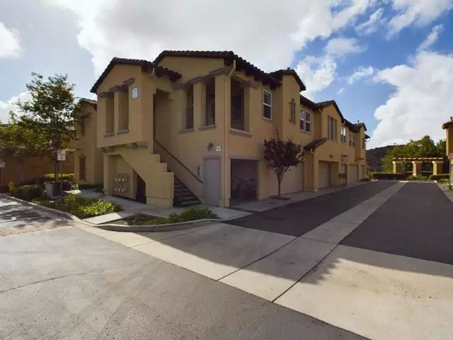 San Diego, CA 92128,10867 SERAFINA Lane #36