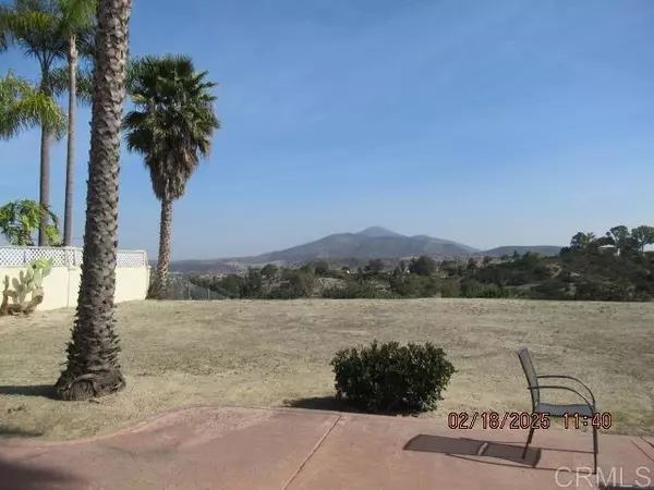 Bonita, CA 91902,331 Canyon Ridge Drive