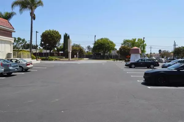 Chula Vista, CA 91911,11 Naples Street