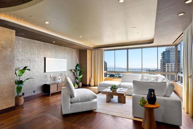 700 Front Street #2501, San Diego, CA 92101