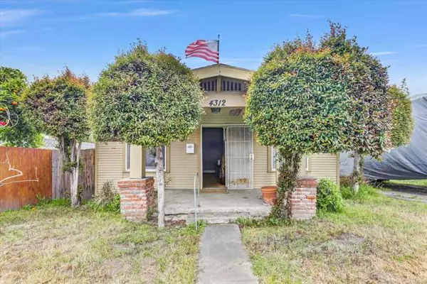 4312 Parks Avenue, La Mesa, CA 91941