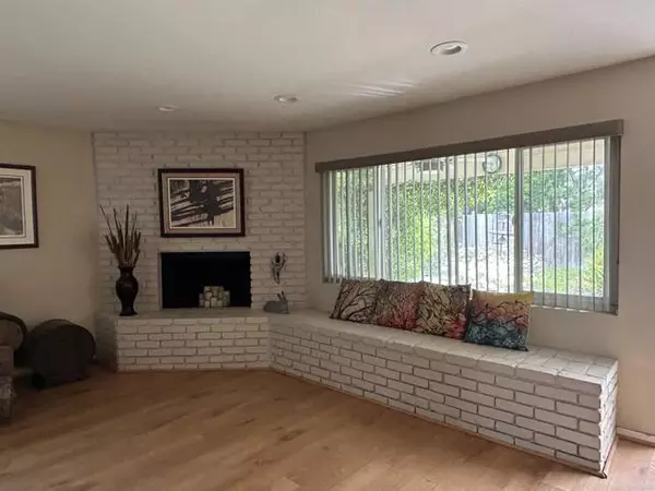La Mesa, CA 91942,4349 Yale Avenue
