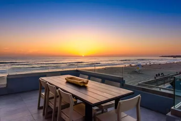San Diego, CA 92109,3879 Ocean Front Walk