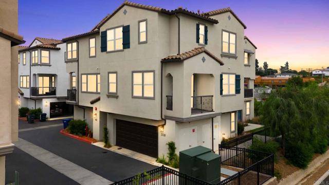 2328 Stardust Gln, Escondido, CA 92025