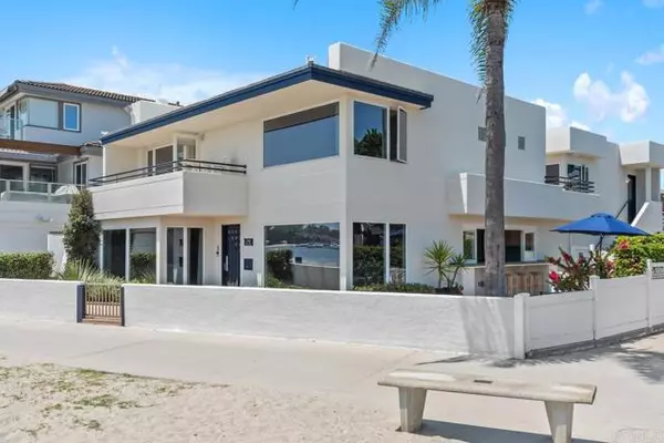 San Diego, CA 92109,3366 Bayside Walk