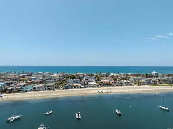 San Diego, CA 92109,3366 Bayside Walk