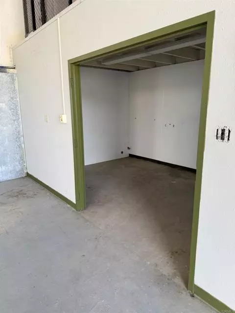 Boulevard, CA 91905,39701 avenida de robles verdes