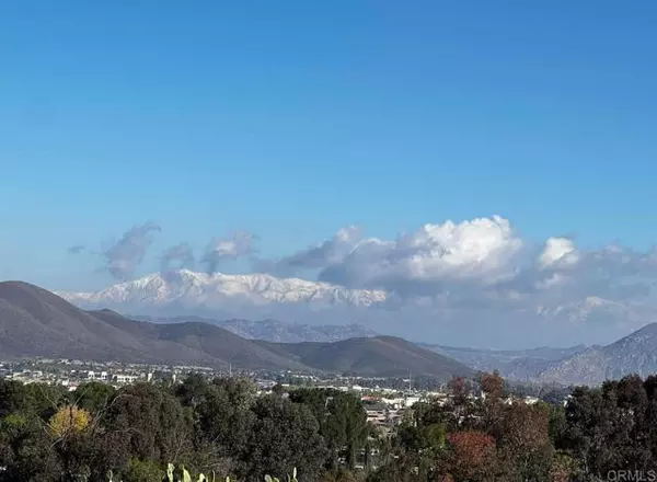 Menifee, CA 92584,1 Saddleback Ln.