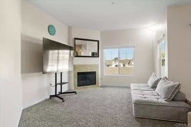 Spring Valley, CA 91977,2723 Lake Pointe Drive #231