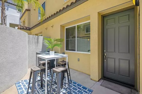 La Mesa, CA 91942,7725 El Cajon Boulevard #4