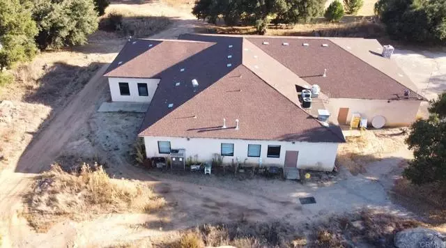 24352 Featherstone Canyon Rd, Lakeside, CA 92040