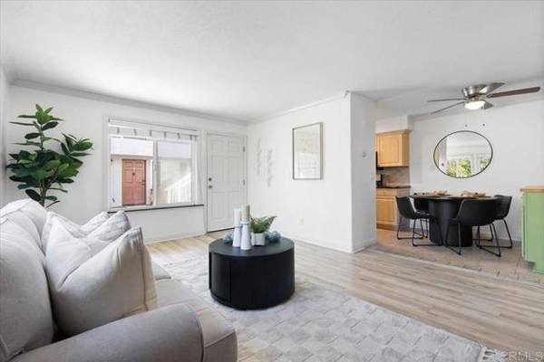 3909 Monroe Avenue #101, San Diego, CA 92116