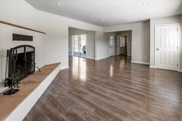 Lakeside, CA 92040,11694 Hi Ridge Road